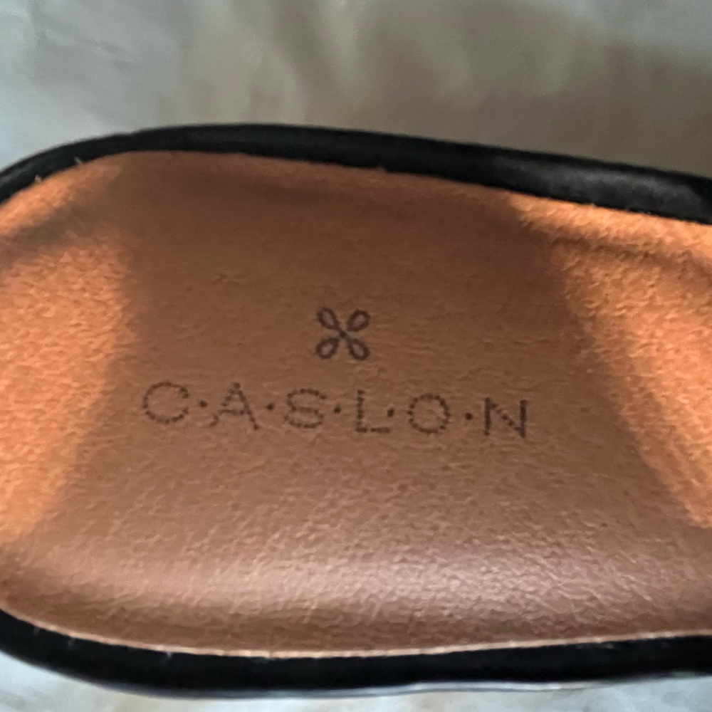 Nordstrom Caslon Ursula slip on sandals size 8M - Picture 12 of 13